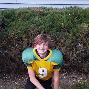 Meet your Posher, Ares